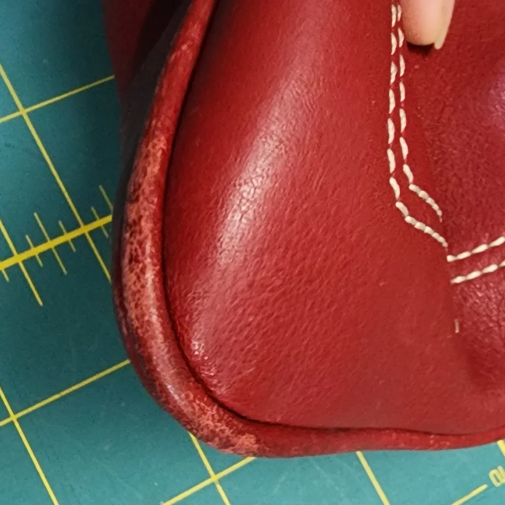 Coach Hamptons leather swingpack crossbody bag - Picture 3 of 4